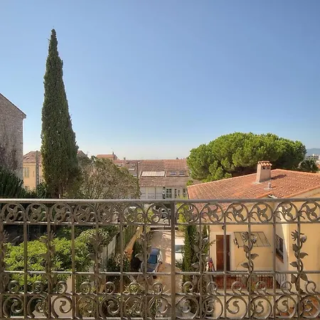 Immogroom - T3 - Garden - Quiet - Air Conditioning Apartment